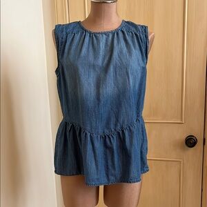 CASLON Cottage Boho Denim Chambray Sleeveless Crew Neck Keyhole Peplum Top SZ L